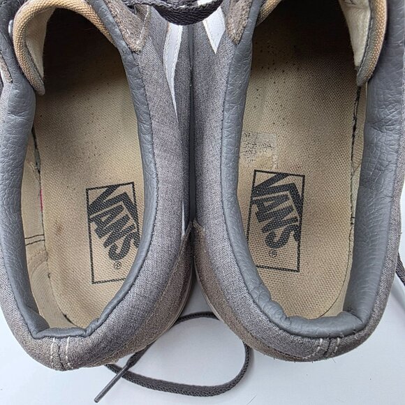 Vans Old Skool Mens Size 10 Gray Skate Shoes Casual Walking Outdoors - Picture 7 of 13